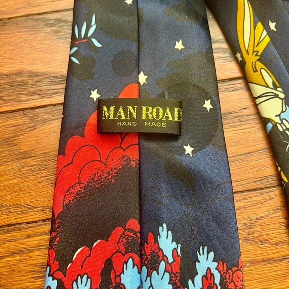 Vintage 90s Y2K MAN ROAD Looney Tunes Bugs Babs Bunny Neck Tie - Picture 3 of 4